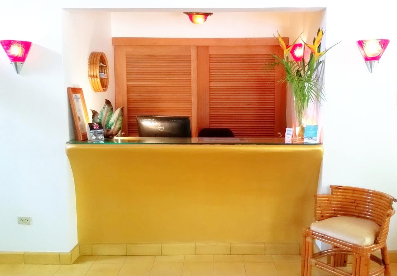Hotel Idle Awhile Beach Negril Exterior foto
