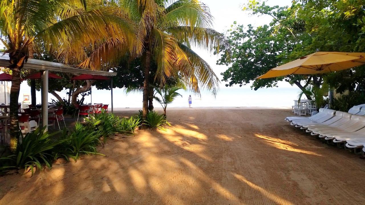 Hotel Idle Awhile Beach Negril Exterior foto