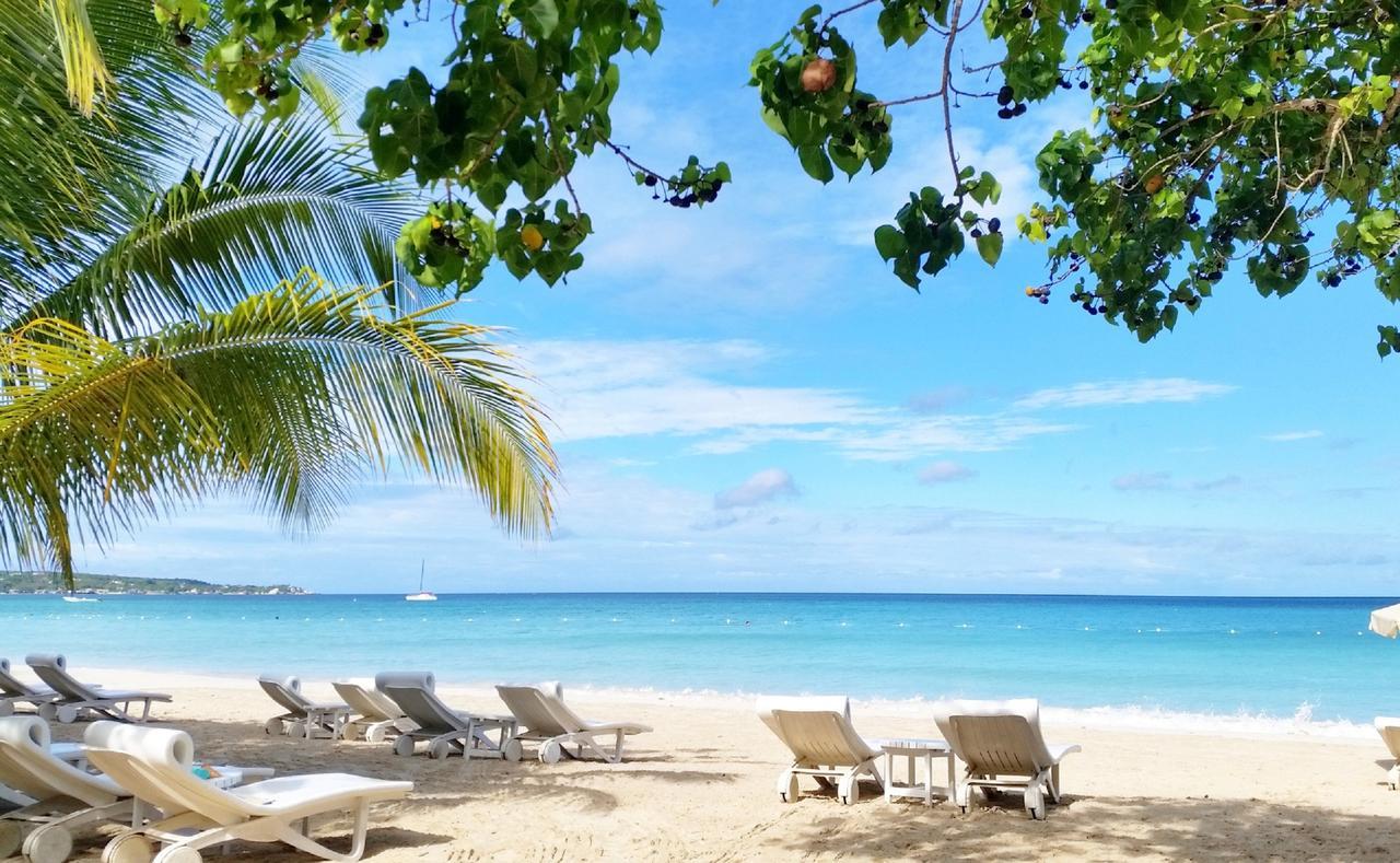 Hotel Idle Awhile Beach Negril Exterior foto